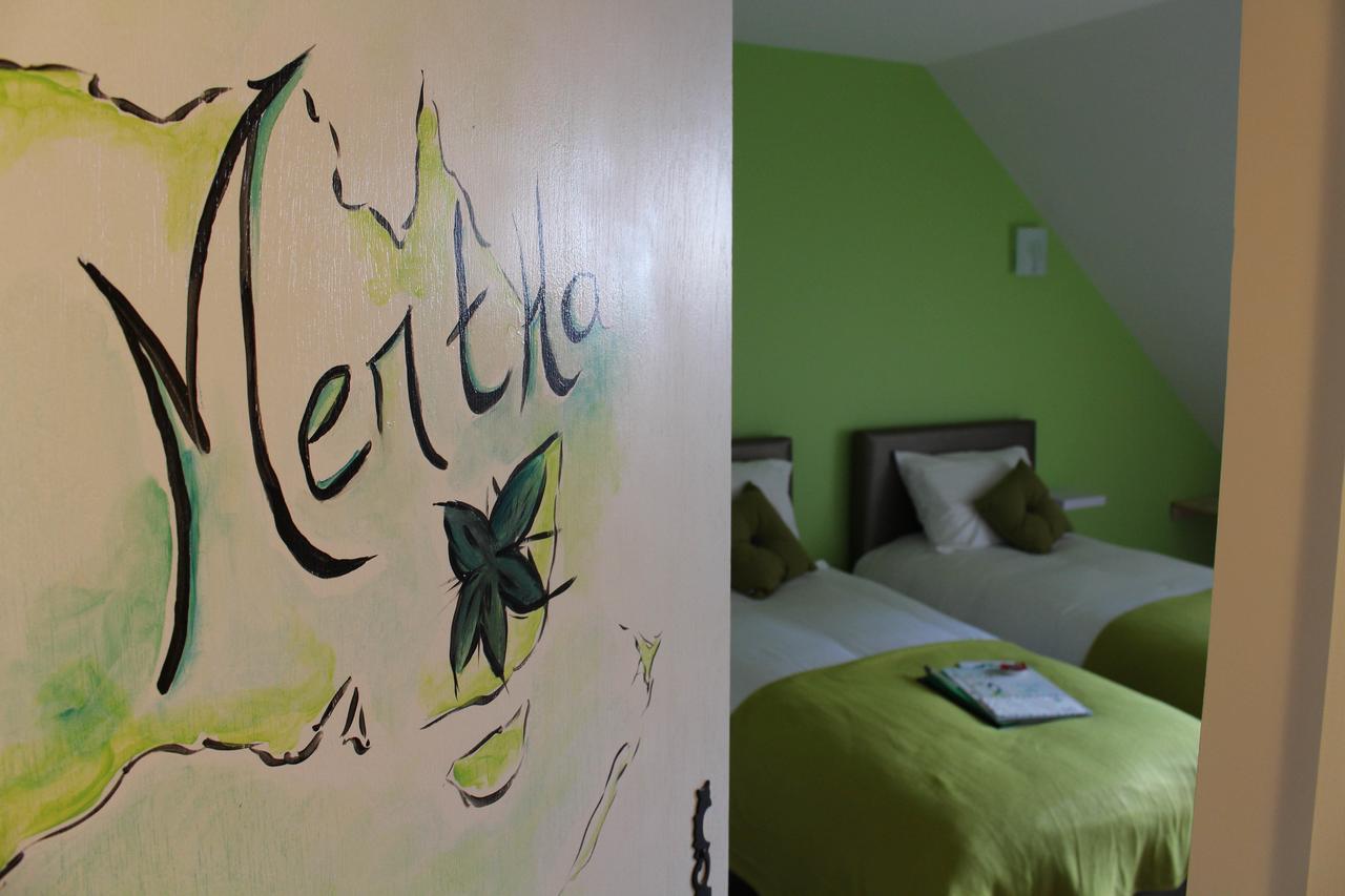 Auberge De L'Arc En Ciel Fauquembergues ภายนอก รูปภาพ