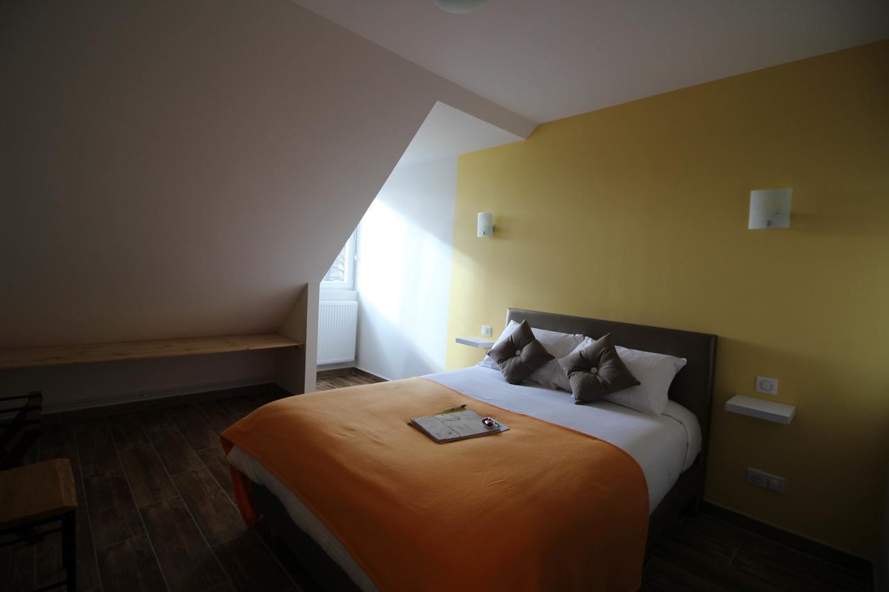 Auberge De L'Arc En Ciel Fauquembergues ภายนอก รูปภาพ